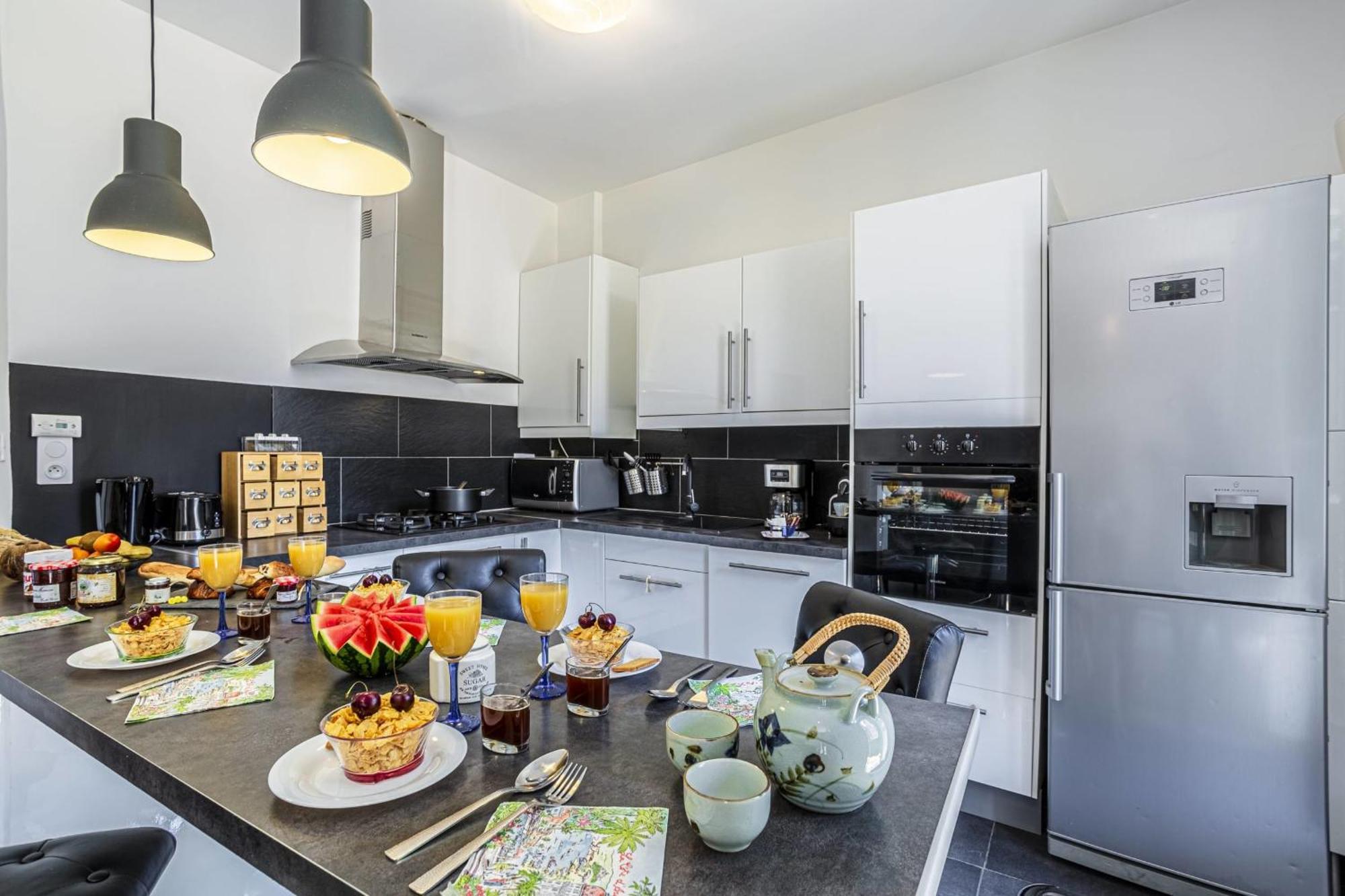 Guisol - Typical Nice 3 Bedroom Ac Near Port Exterior photo